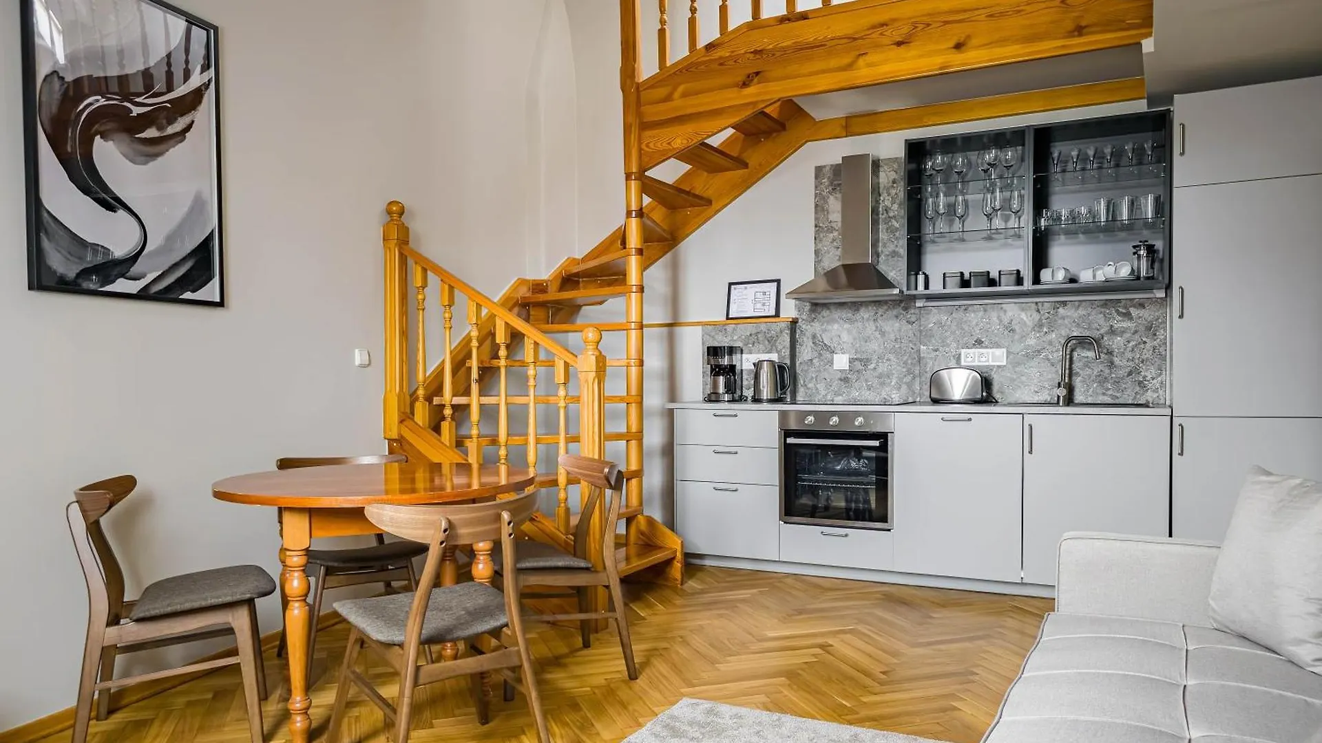 Under The Bells Of Tyn Church Prag Apartment